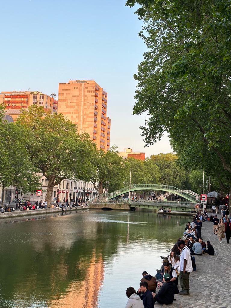 canal saint martin paris